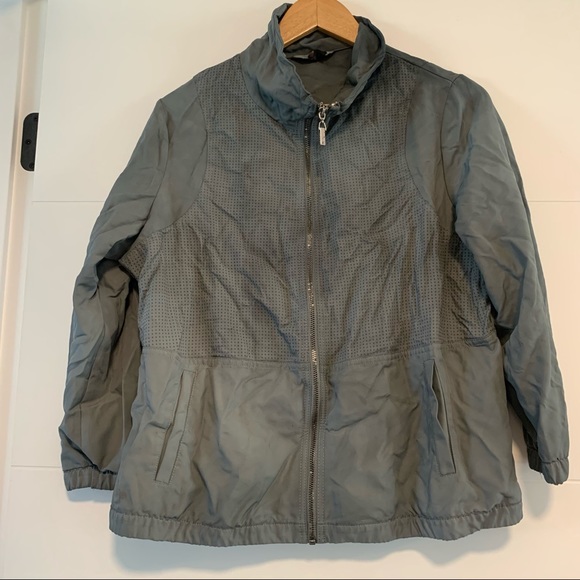 Alia | Zip Up Light Jacket - Picture 1 of 13